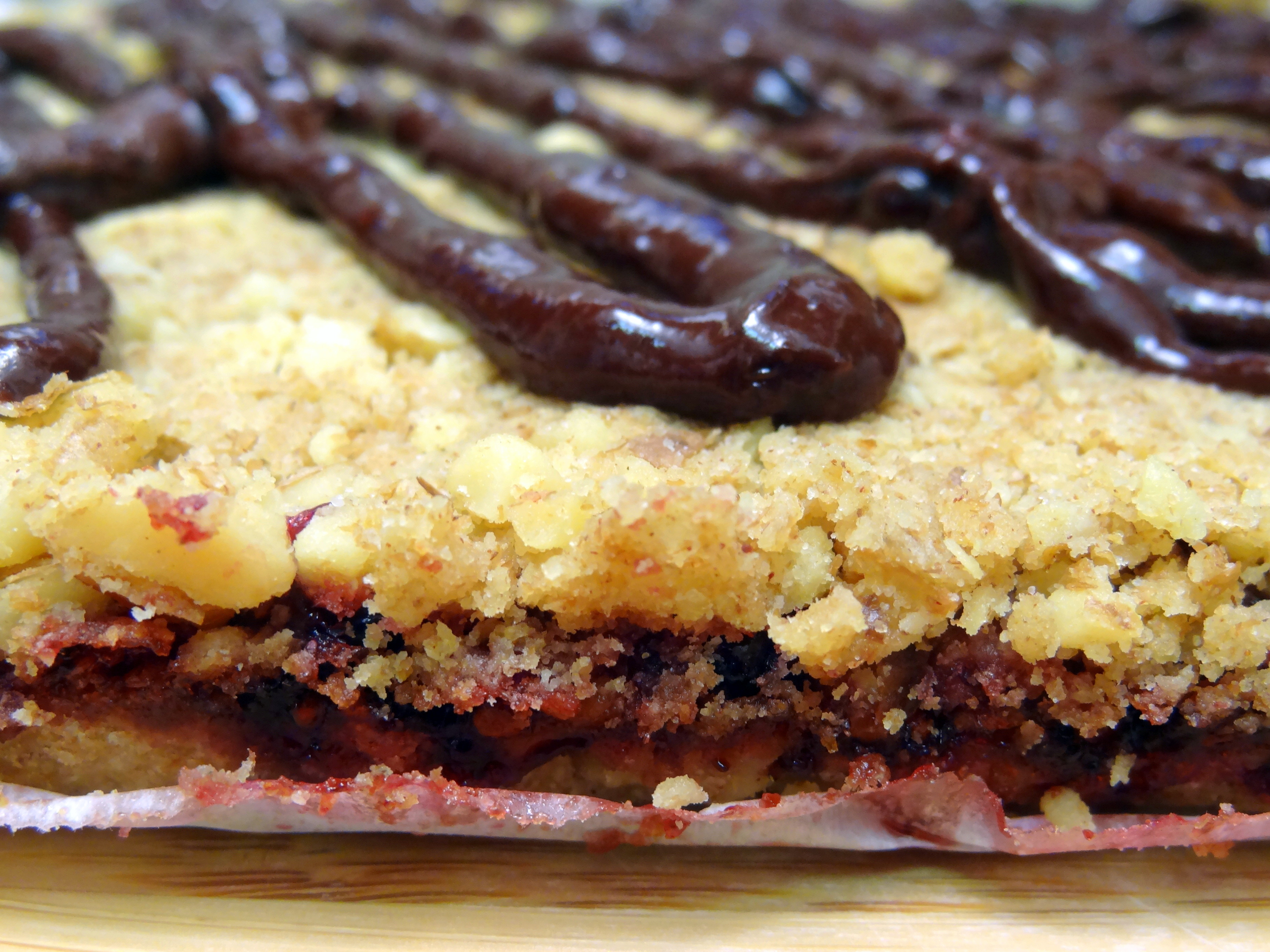 elderberry linzer bars