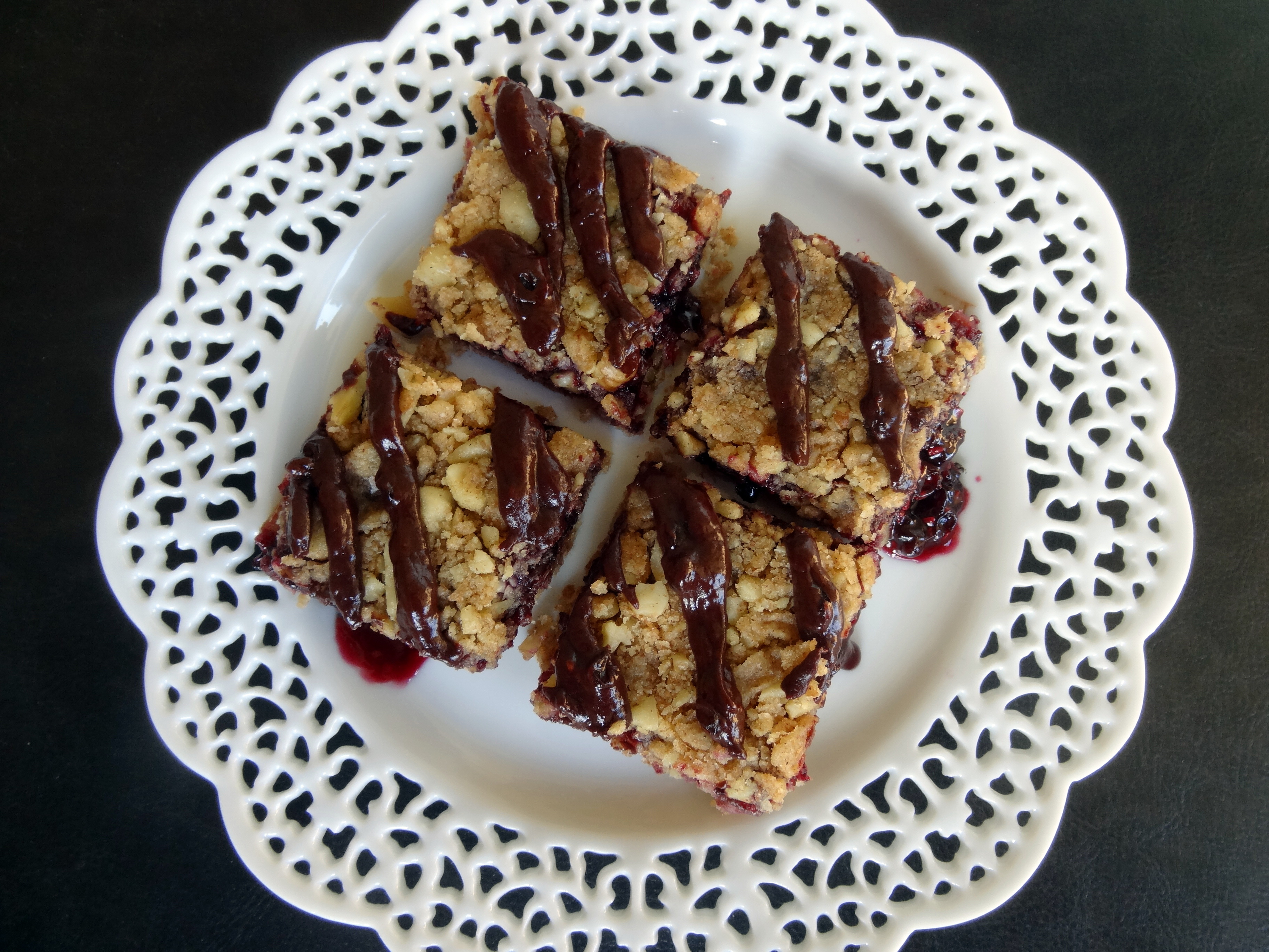 elderberry linzer bars