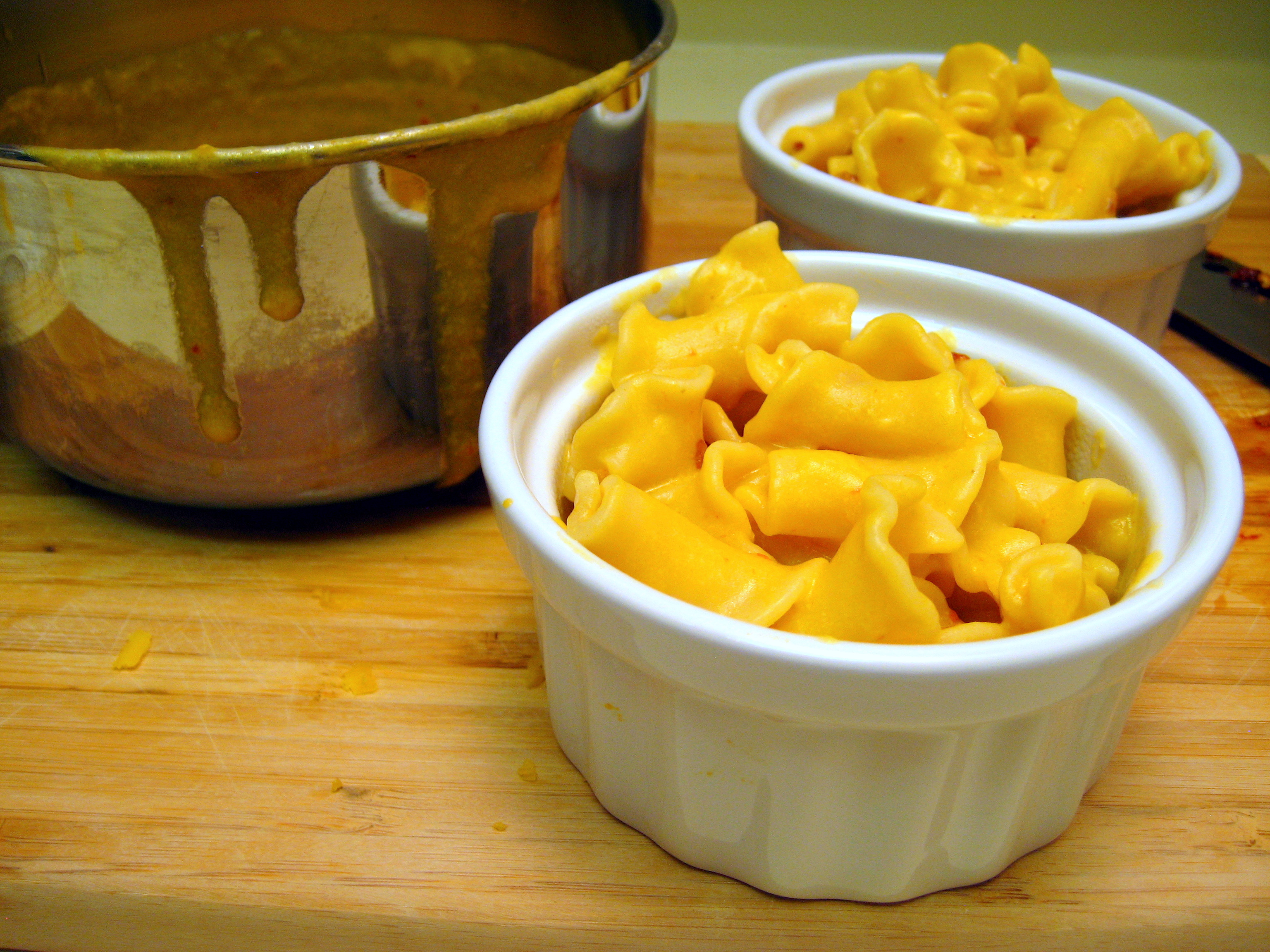 spicy chipotle pumpkin mac and cheese