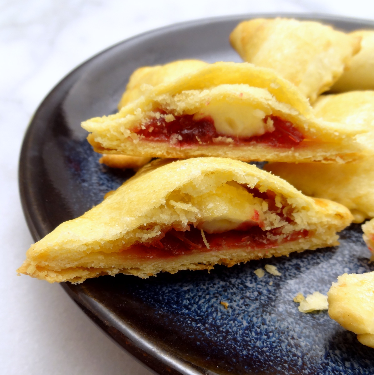 cranberry brie pastries