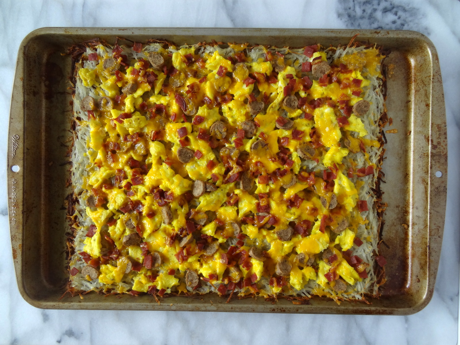 hash brown breakfast pizza