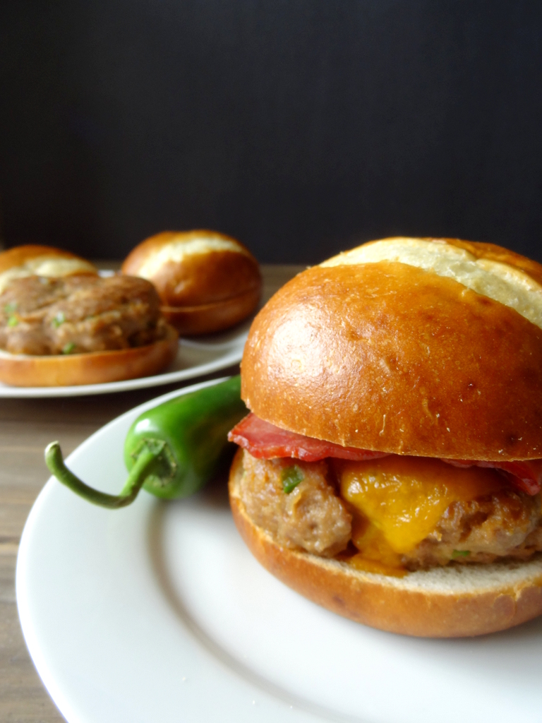 spicy peanut butter bacon cheeseburgers