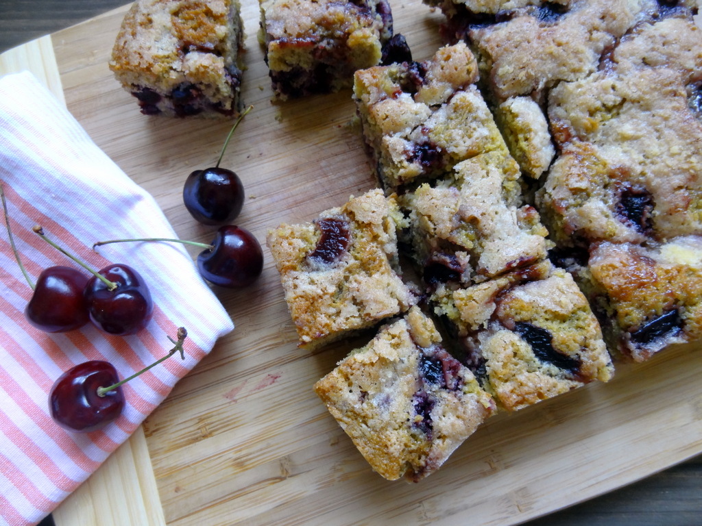 cherry cornmeal buckle