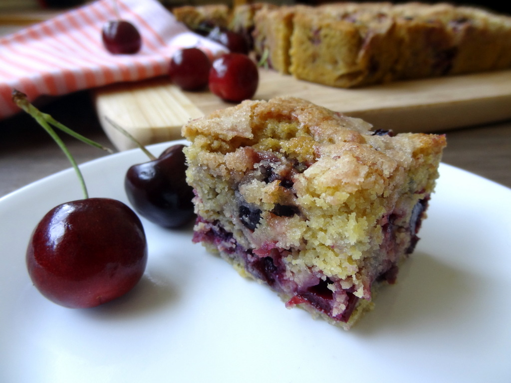 cherry cornmeal buckle